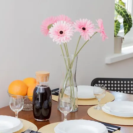 Centrum Abrahama 15 Minut Pieszo Od Plazy Miejskiej By Renters Appartement Gdynia