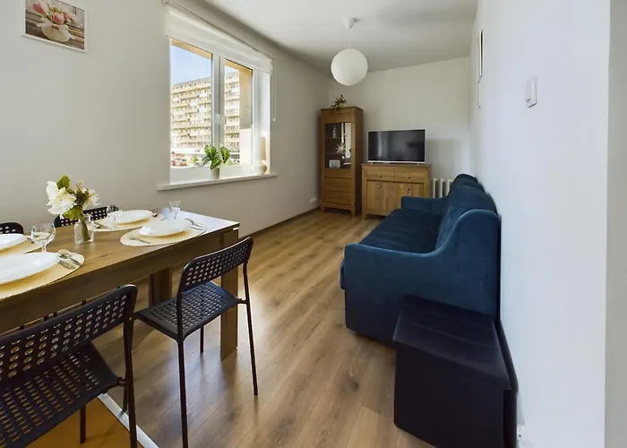 Apartment Centrum Abrahama 15 Minut Pieszo Od Plazy Miejskiej By Renters Gdynia